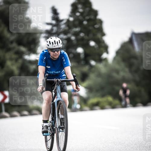 21.06.2026 - 29. Vierlanden-Triathlon H.Heesch http://msf.ph/oto/9859396 21.06.2026 10:32:04 Radfahren 19, 52, 57, 138, 617 meine-sportfotos.de