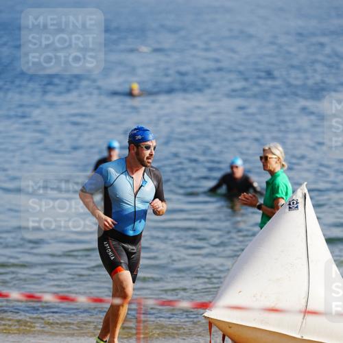 21.06.2026 - 29. Vierlanden-Triathlon LAZAROV Photography http://msf.ph/oto/9859419 21.06.2026 08:19:07 Schwimmen  meine-sportfotos.de