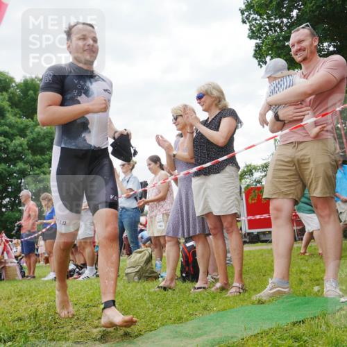 21.06.2026 - 29. Vierlanden-Triathlon LAZAROV Photography http://msf.ph/oto/9859433 21.06.2026 11:04:09 Schwimmen 655 meine-sportfotos.de