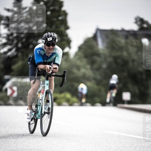 21.06.2026 - 29. Vierlanden-Triathlon H.Heesch http://msf.ph/oto/9859442 21.06.2026 10:32:08 Radfahren 19, 57, 196, 617 meine-sportfotos.de