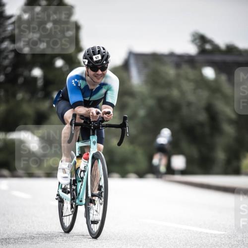 21.06.2026 - 29. Vierlanden-Triathlon H.Heesch http://msf.ph/oto/9859453 21.06.2026 10:32:08 Radfahren 19, 57, 196, 617 meine-sportfotos.de
