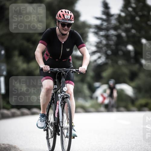 21.06.2026 - 29. Vierlanden-Triathlon H.Heesch http://msf.ph/oto/9859511 21.06.2026 10:32:15 Radfahren 84, 196, 199, 312, 594 meine-sportfotos.de