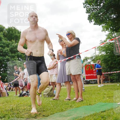 21.06.2026 - 29. Vierlanden-Triathlon LAZAROV Photography http://msf.ph/oto/9859521 21.06.2026 11:05:57 Schwimmen 636, 660, 731 meine-sportfotos.de