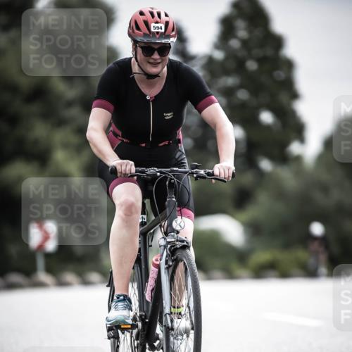 21.06.2026 - 29. Vierlanden-Triathlon H.Heesch http://msf.ph/oto/9859531 21.06.2026 10:32:16 Radfahren 84, 165, 169, 196, 199, 312, 594, 595 meine-sportfotos.de