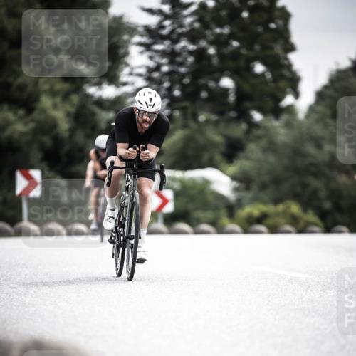 21.06.2026 - 29. Vierlanden-Triathlon H.Heesch http://msf.ph/oto/9859554 21.06.2026 10:32:21 Radfahren 13, 84, 165, 169, 199, 312, 594, 595 meine-sportfotos.de