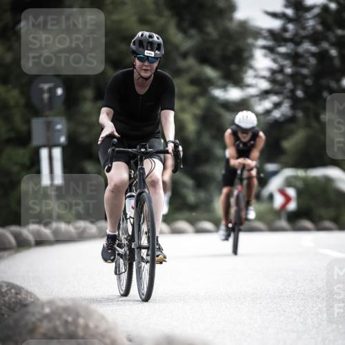 21.06.2026 - 29. Vierlanden-Triathlon H.Heesch http://msf.ph/oto/9859568 21.06.2026 10:32:22 Radfahren 13, 54, 84, 165, 169, 199, 595 meine-sportfotos.de