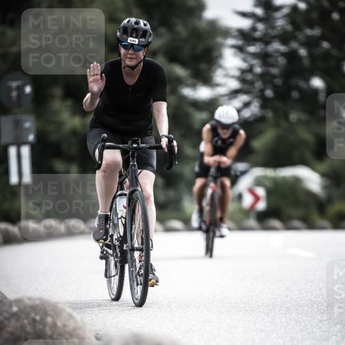 21.06.2026 - 29. Vierlanden-Triathlon H.Heesch http://msf.ph/oto/9859577 21.06.2026 10:32:22 Radfahren 13, 54, 84, 165, 169, 199, 595 meine-sportfotos.de