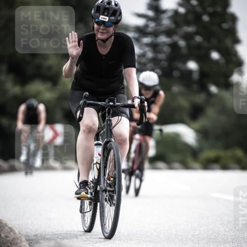21.06.2026 - 29. Vierlanden-Triathlon H.Heesch http://msf.ph/oto/9859597 21.06.2026 10:32:23 Radfahren 13, 54, 84, 165, 169, 199, 239, 595 meine-sportfotos.de