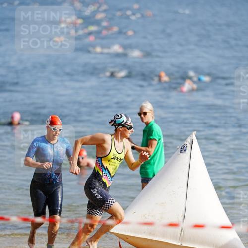 21.06.2026 - 29. Vierlanden-Triathlon LAZAROV Photography http://msf.ph/oto/9859606 21.06.2026 08:34:40 Schwimmen  meine-sportfotos.de