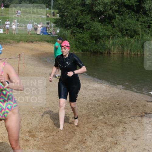 21.06.2026 - 29. Vierlanden-Triathlon Andreas Tolksdorf http://msf.ph/oto/9859622 21.06.2026 09:08:21 Schwimmen 224, 233, 257, 268, 1354 meine-sportfotos.de
