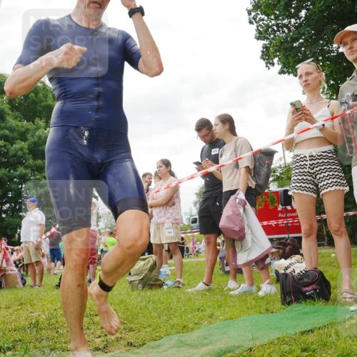 21.06.2026 - 29. Vierlanden-Triathlon LAZAROV Photography http://msf.ph/oto/9859626 21.06.2026 11:10:10 Schwimmen 741, 773 meine-sportfotos.de