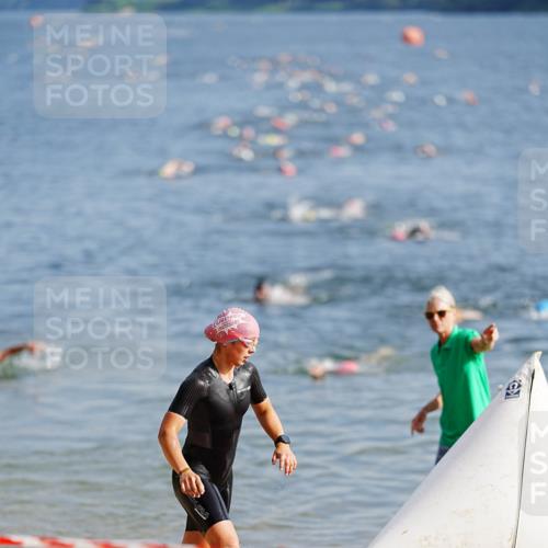 21.06.2026 - 29. Vierlanden-Triathlon LAZAROV Photography http://msf.ph/oto/9859632 21.06.2026 08:34:53 Schwimmen  meine-sportfotos.de