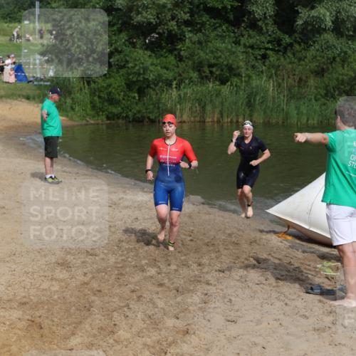 21.06.2026 - 29. Vierlanden-Triathlon Andreas Tolksdorf http://msf.ph/oto/9859644 21.06.2026 09:08:28 Schwimmen 226, 233, 257, 268 meine-sportfotos.de