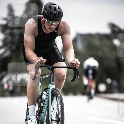 21.06.2026 - 29. Vierlanden-Triathlon H.Heesch http://msf.ph/oto/9859663 21.06.2026 10:32:26 Radfahren 12, 13, 54, 165, 169, 239, 324, 595 meine-sportfotos.de