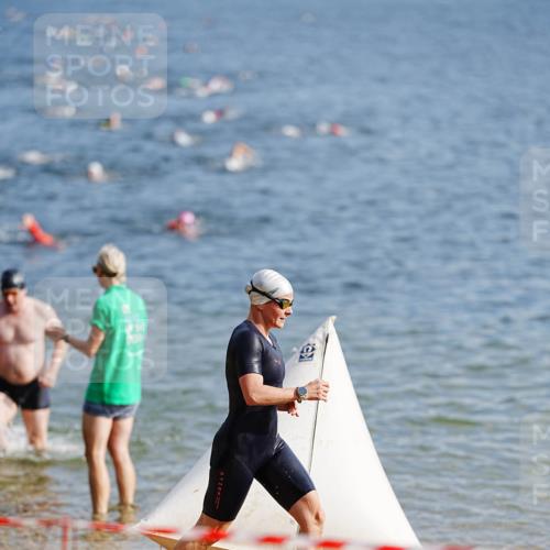 21.06.2026 - 29. Vierlanden-Triathlon LAZAROV Photography http://msf.ph/oto/9859705 21.06.2026 08:35:51 Schwimmen  meine-sportfotos.de