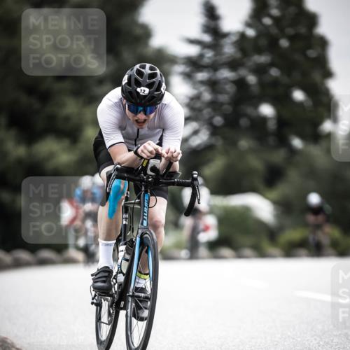 21.06.2026 - 29. Vierlanden-Triathlon H.Heesch http://msf.ph/oto/9859718 21.06.2026 10:32:31 Radfahren 12, 54, 93, 217, 239, 287, 299, 302, 324 meine-sportfotos.de
