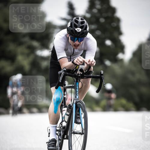 21.06.2026 - 29. Vierlanden-Triathlon H.Heesch http://msf.ph/oto/9859728 21.06.2026 10:32:31 Radfahren 12, 54, 93, 217, 239, 287, 299, 302, 324 meine-sportfotos.de