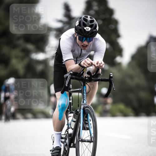 21.06.2026 - 29. Vierlanden-Triathlon H.Heesch http://msf.ph/oto/9859731 21.06.2026 10:32:31 Radfahren 12, 54, 93, 217, 239, 287, 299, 302, 324 meine-sportfotos.de