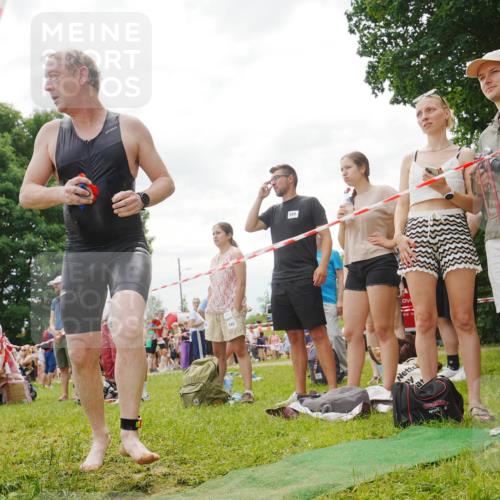 21.06.2026 - 29. Vierlanden-Triathlon LAZAROV Photography http://msf.ph/oto/9859735 21.06.2026 11:12:38 Schwimmen 759, 766, 772 meine-sportfotos.de