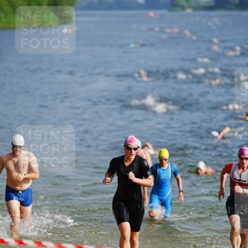 21.06.2026 - 29. Vierlanden-Triathlon LAZAROV Photography http://msf.ph/oto/9859765 21.06.2026 08:36:14 Schwimmen  meine-sportfotos.de
