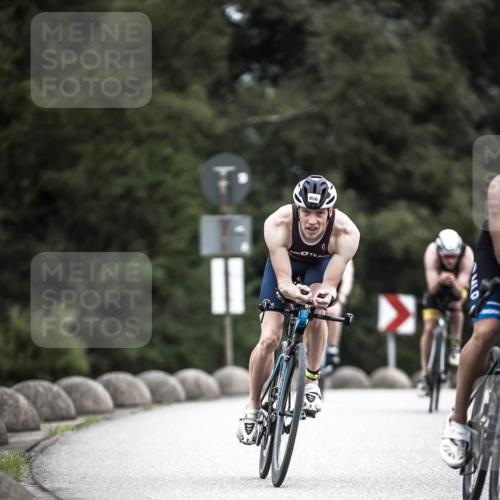 21.06.2026 - 29. Vierlanden-Triathlon H.Heesch http://msf.ph/oto/9859768 21.06.2026 12:06:10 Radfahren 264, 706, 752, 829, 913, 919, 941, 954, 956, 957, 963, 965, 966, 972, 975 meine-sportfotos.de
