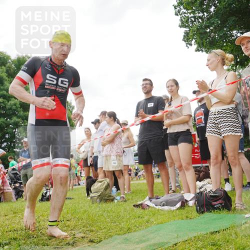 21.06.2026 - 29. Vierlanden-Triathlon LAZAROV Photography http://msf.ph/oto/9859775 21.06.2026 11:13:45 Schwimmen 809, 819, 825 meine-sportfotos.de
