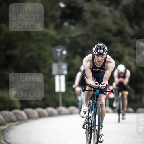 21.06.2026 - 29. Vierlanden-Triathlon H.Heesch http://msf.ph/oto/9859780 21.06.2026 12:06:11 Radfahren 264, 706, 752, 829, 913, 919, 941, 954, 956, 957, 965, 972, 975 meine-sportfotos.de