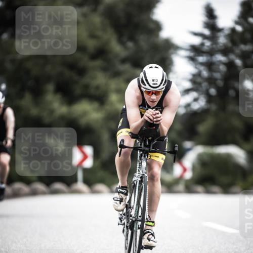 21.06.2026 - 29. Vierlanden-Triathlon H.Heesch http://msf.ph/oto/9859782 21.06.2026 12:06:12 Radfahren 264, 706, 752, 829, 913, 919, 941, 954, 956, 957, 965, 972, 975 meine-sportfotos.de