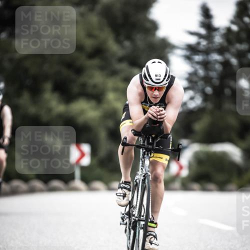 21.06.2026 - 29. Vierlanden-Triathlon H.Heesch http://msf.ph/oto/9859787 21.06.2026 12:06:12 Radfahren 264, 706, 752, 829, 913, 919, 941, 954, 956, 957, 965, 972, 975 meine-sportfotos.de