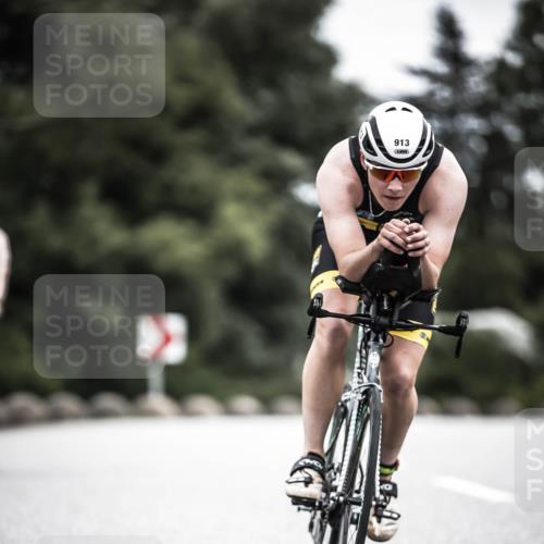 21.06.2026 - 29. Vierlanden-Triathlon H.Heesch http://msf.ph/oto/9859794 21.06.2026 12:06:12 Radfahren 264, 706, 752, 829, 913, 919, 941, 954, 956, 957, 965, 972, 975 meine-sportfotos.de