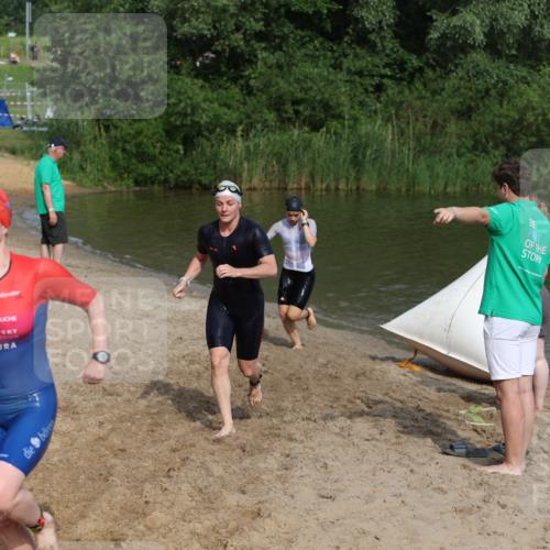 21.06.2026 - 29. Vierlanden-Triathlon Andreas Tolksdorf http://msf.ph/oto/9859799 21.06.2026 09:08:30 Schwimmen 226, 233, 257, 268 meine-sportfotos.de