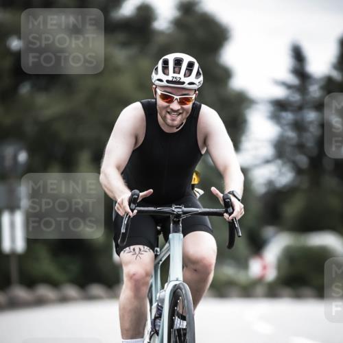 21.06.2026 - 29. Vierlanden-Triathlon H.Heesch http://msf.ph/oto/9859831 21.06.2026 12:06:14 Radfahren 752, 829, 837, 913, 919, 956, 965 meine-sportfotos.de