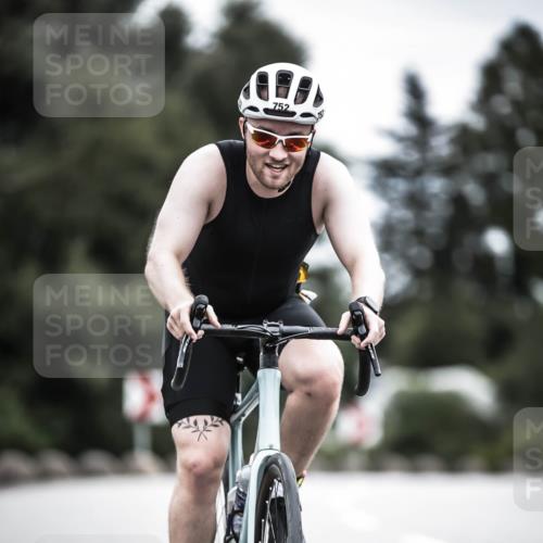 21.06.2026 - 29. Vierlanden-Triathlon H.Heesch http://msf.ph/oto/9859838 21.06.2026 12:06:14 Radfahren 752, 829, 837, 913, 919, 956, 965 meine-sportfotos.de