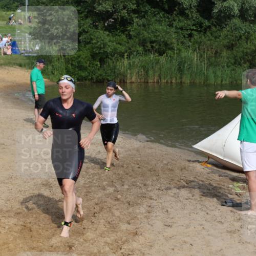 21.06.2026 - 29. Vierlanden-Triathlon Andreas Tolksdorf http://msf.ph/oto/9859843 21.06.2026 09:08:31 Schwimmen 226, 233, 257, 268 meine-sportfotos.de