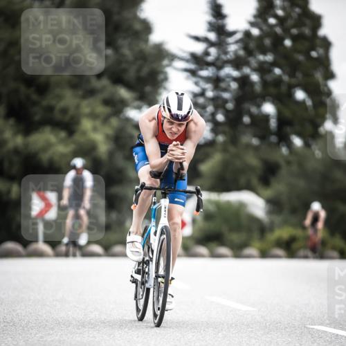 21.06.2026 - 29. Vierlanden-Triathlon H.Heesch http://msf.ph/oto/9859857 21.06.2026 12:06:22 Radfahren 754, 833, 837, 958, 971 meine-sportfotos.de