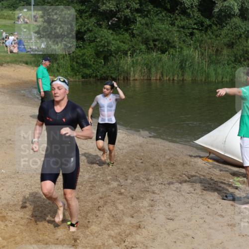 21.06.2026 - 29. Vierlanden-Triathlon Andreas Tolksdorf http://msf.ph/oto/9859864 21.06.2026 09:08:31 Schwimmen 226, 233, 257, 268 meine-sportfotos.de