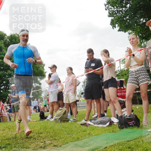 21.06.2026 - 29. Vierlanden-Triathlon LAZAROV Photography http://msf.ph/oto/9859872 21.06.2026 11:19:09 Schwimmen 776, 828, 835 meine-sportfotos.de
