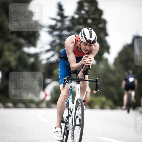 21.06.2026 - 29. Vierlanden-Triathlon H.Heesch http://msf.ph/oto/9859876 21.06.2026 12:06:22 Radfahren 754, 833, 837, 958, 971 meine-sportfotos.de