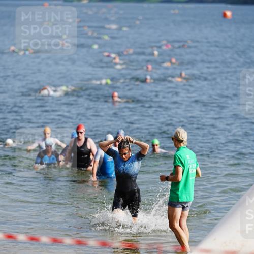 21.06.2026 - 29. Vierlanden-Triathlon LAZAROV Photography http://msf.ph/oto/9859886 21.06.2026 08:36:58 Schwimmen 211 meine-sportfotos.de