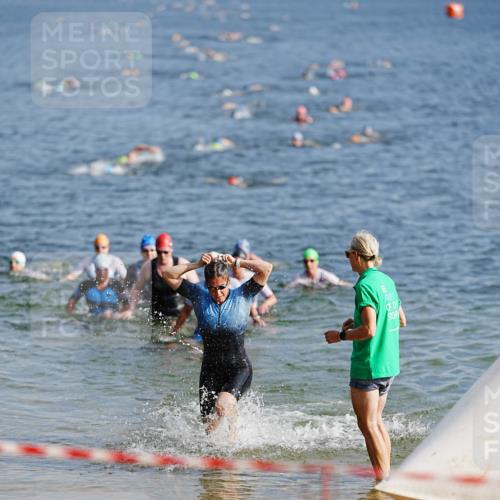 21.06.2026 - 29. Vierlanden-Triathlon LAZAROV Photography http://msf.ph/oto/9859894 21.06.2026 08:36:59 Schwimmen 211 meine-sportfotos.de