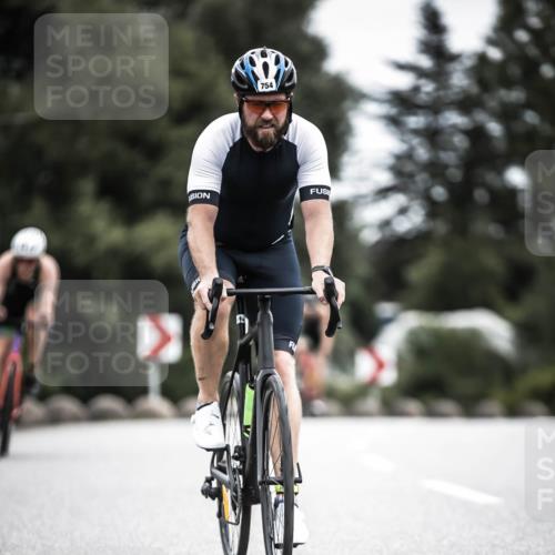 21.06.2026 - 29. Vierlanden-Triathlon H.Heesch http://msf.ph/oto/9859909 21.06.2026 12:06:26 Radfahren 754, 833, 909, 920, 958, 959, 970, 971 meine-sportfotos.de