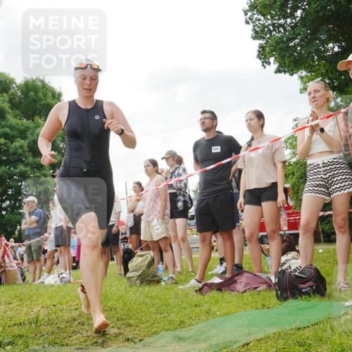 21.06.2026 - 29. Vierlanden-Triathlon LAZAROV Photography http://msf.ph/oto/9859910 21.06.2026 11:20:40 Schwimmen 804, 883, 892 meine-sportfotos.de