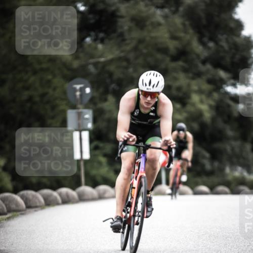 21.06.2026 - 29. Vierlanden-Triathlon H.Heesch http://msf.ph/oto/9859933 21.06.2026 12:06:28 Radfahren 754, 833, 909, 920, 959, 970, 971 meine-sportfotos.de