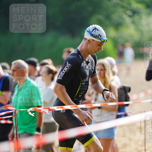 21.06.2026 - 29. Vierlanden-Triathlon LAZAROV Photography http://msf.ph/oto/9859966 21.06.2026 08:38:03 Schwimmen 13, 37 meine-sportfotos.de