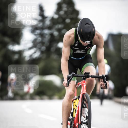 21.06.2026 - 29. Vierlanden-Triathlon H.Heesch http://msf.ph/oto/9860018 21.06.2026 12:06:30 Radfahren 754, 833, 909, 920, 959, 970, 971 meine-sportfotos.de