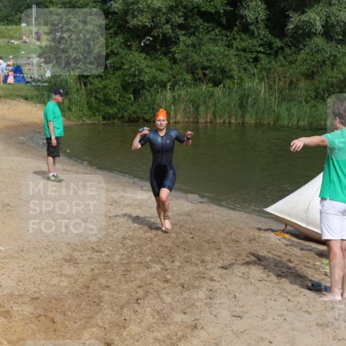 21.06.2026 - 29. Vierlanden-Triathlon Andreas Tolksdorf http://msf.ph/oto/9860044 21.06.2026 09:08:46 Schwimmen 221 meine-sportfotos.de