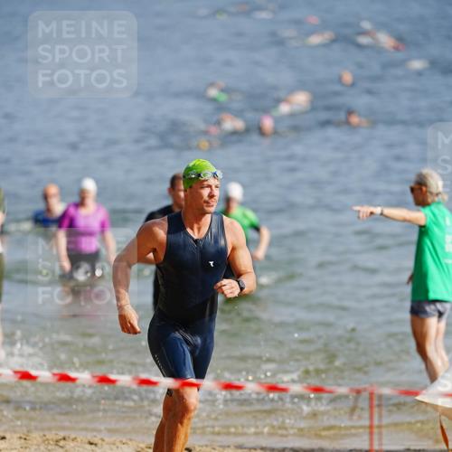 21.06.2026 - 29. Vierlanden-Triathlon LAZAROV Photography http://msf.ph/oto/9860047 21.06.2026 08:38:15 Schwimmen 13, 45, 76, 77 meine-sportfotos.de
