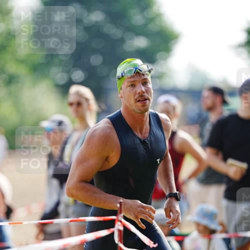 21.06.2026 - 29. Vierlanden-Triathlon LAZAROV Photography http://msf.ph/oto/9860065 21.06.2026 08:38:22 Schwimmen 12, 45, 76, 77 meine-sportfotos.de