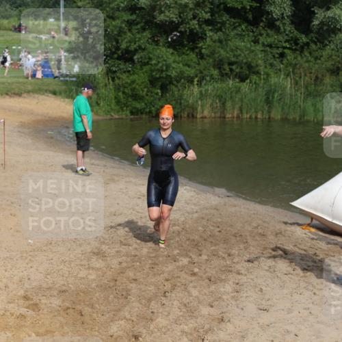 21.06.2026 - 29. Vierlanden-Triathlon Andreas Tolksdorf http://msf.ph/oto/9860105 21.06.2026 09:08:47 Schwimmen 221 meine-sportfotos.de