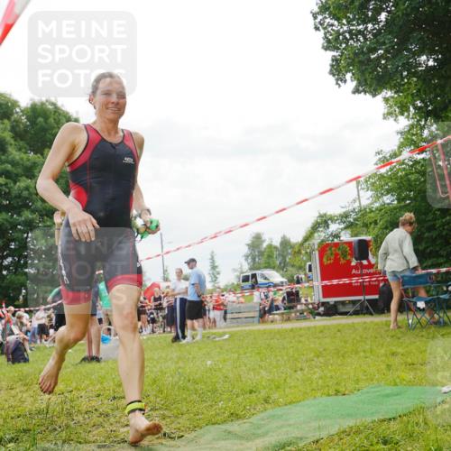 21.06.2026 - 29. Vierlanden-Triathlon LAZAROV Photography http://msf.ph/oto/9860107 21.06.2026 11:27:24 Schwimmen 847 meine-sportfotos.de